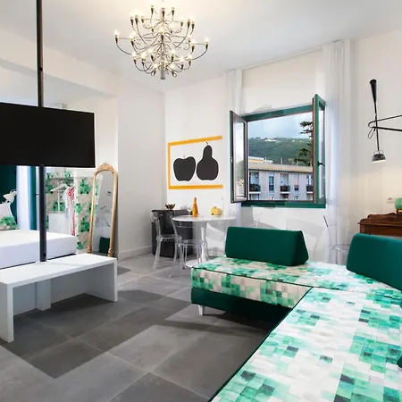 Pensión Estate4home - Design Flat